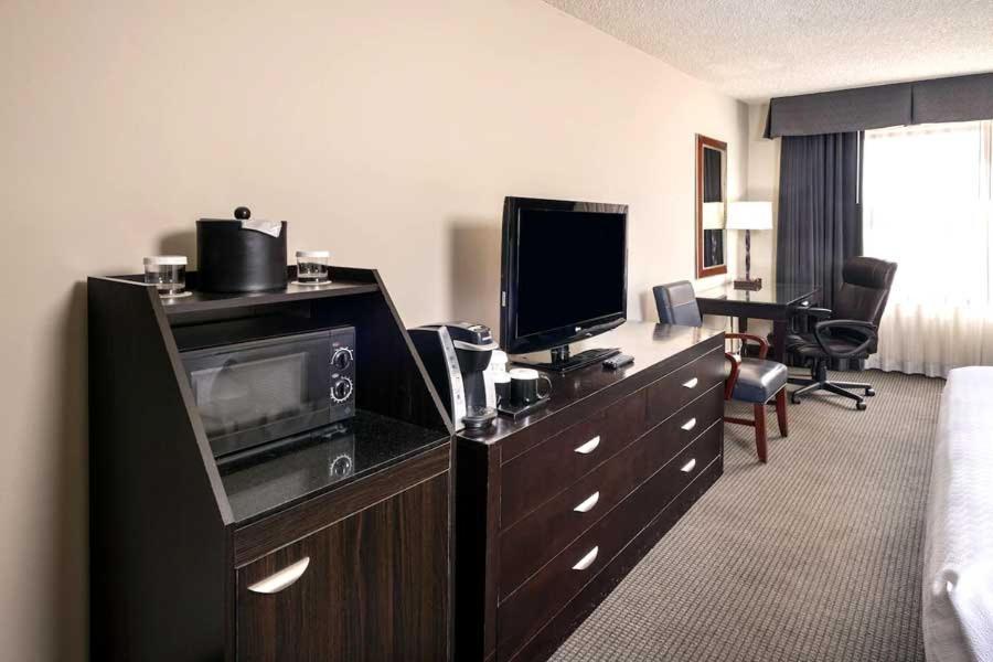 Concord Plaza Hotel Zewnętrze zdjęcie